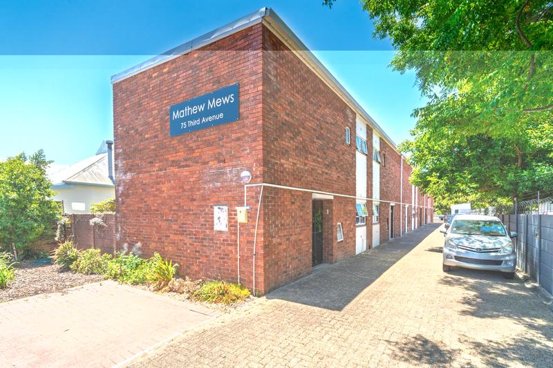 2 Bedroom Property for Sale in Harfield Village Western Cape